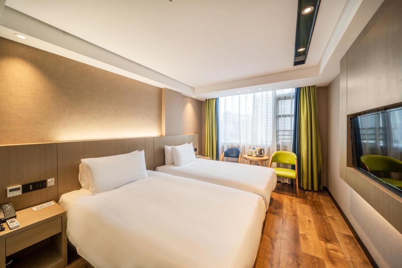 מלון Ibis Styles Fuzhou Wuyi Square מראה חיצוני תמונה