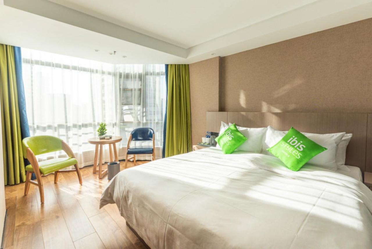 מלון Ibis Styles Fuzhou Wuyi Square מראה חיצוני תמונה