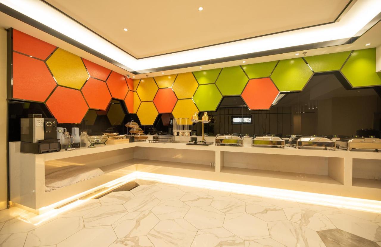 מלון Ibis Styles Fuzhou Wuyi Square מראה חיצוני תמונה