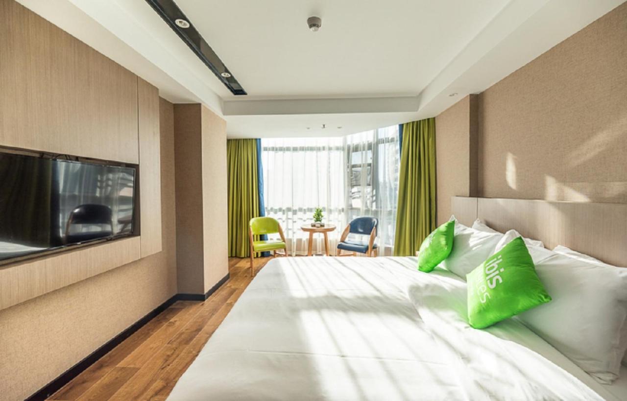 מלון Ibis Styles Fuzhou Wuyi Square מראה חיצוני תמונה